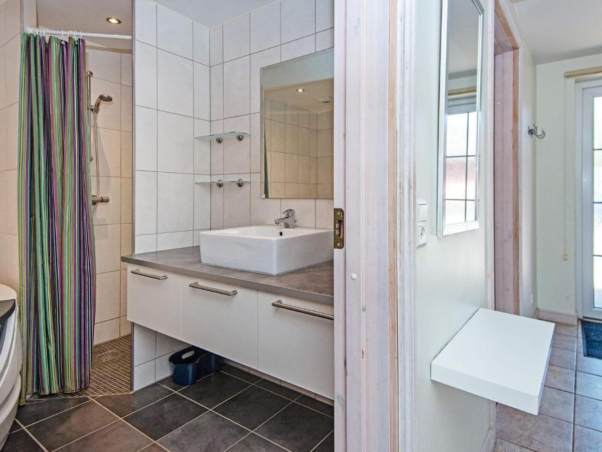 8 Person Holiday Home In R M Bolilmark エクステリア 写真