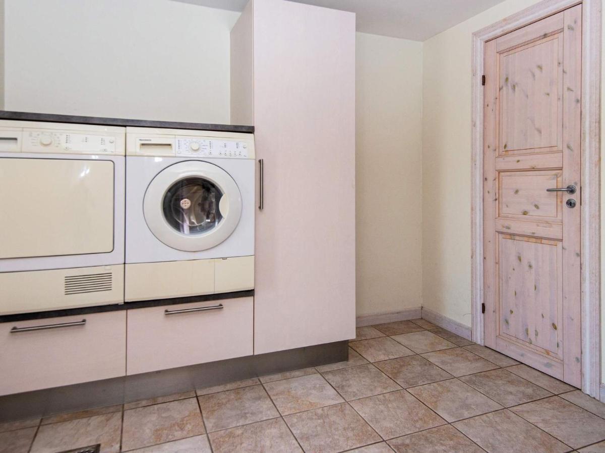 8 Person Holiday Home In R M Bolilmark エクステリア 写真